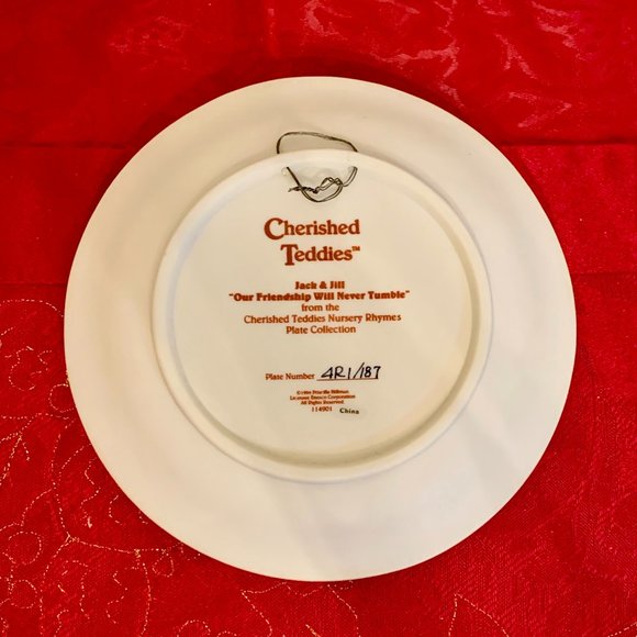 Cherished Teddies - Jack and Jill - Nursery Rhyme - Hanging Plate - Picture 3 of 7